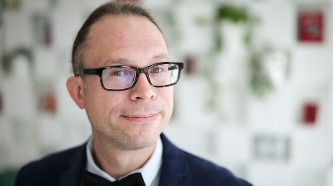 Internationaler Tag der Linkshänder Internationaler Tag der Linkshänder