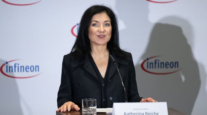 Katherina Reiche ist Bundesministerin für Wirtschaft und Energie. FOTO: KAHNERT/DPA Katherina Reiche ist Bundesministerin für Wirtschaft und Energie. FOTO: KAHNERT/DPA