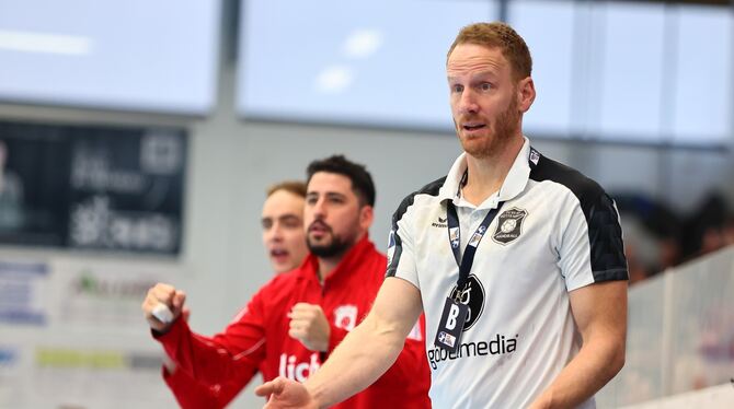 2. Bundesliga, 2. Liga, Eulen Ludwigshafen, halbe Figur, Halbfigur, Einzelbild, Handball, Handball-Bundesliga, TV Huettenberg, T Trainer des Jahres in der 2. Bundesliga: Stefan Kneer vom TV Hüttenberg.