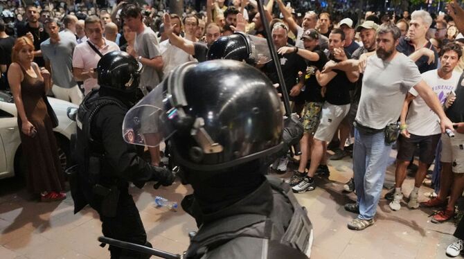 Proteste gegen Regierung in Serbien