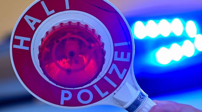 Eine Polizei-Kelle Eine Polizei-Kelle