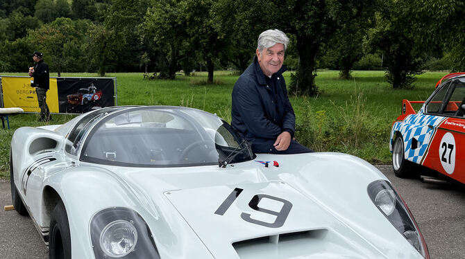 Christian Geistdörfer mit Porsche 910.