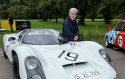 Christian Geistdörfer mit Porsche 910.