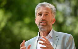 Um Schaden von der Stadt abzuwenden, hat sich der Tübinger Oberbürgermeister Boris Palmer auf ein Podiumsdiskussion mit der AfD