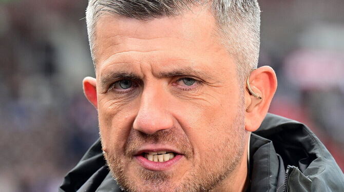 Bundesliga, Spieltag28, Gladbach, Geste, Fernsehen, Medien Sebastian Kneißl ist seit 2016 Experte und Co-Kommentator bei Dazn.