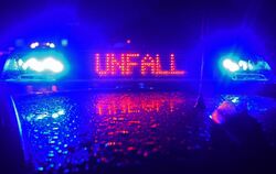 Polizei Blaulicht bei Unfallaufnahme