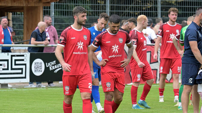 Baden-Wuerttemberg, Fussball, Maenner, OL, Oberliga, Saison 2025/26, wfv Müssen schnell in die Erfolgsspur finden: Die Oberliga-Fußballer des SSV Reutlingen.