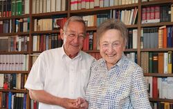 Ernst-Reinhard Beck und seine Frau Renate Beck-Proföhr.  FOTO: RAHMIG