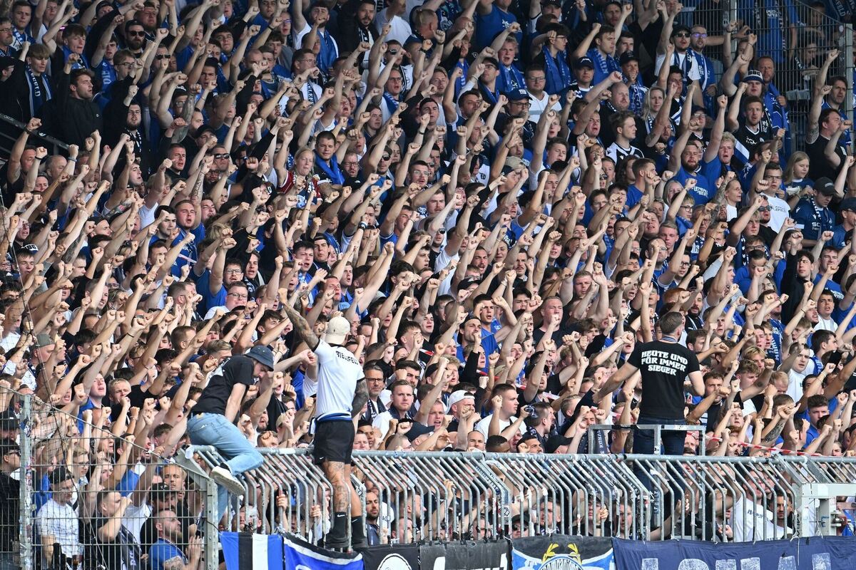 Eintracht Braunschweig - Arminia Bielefeld Eintracht Braunschweig - Arminia Bielefeld