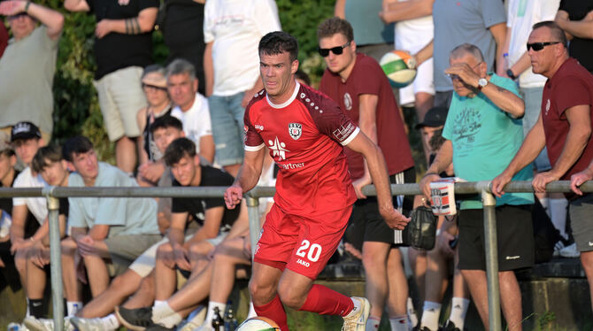 Fussball, Saison 2025/26, Verbandspokal, Wuerttemberg, wfv, wfv-Pokal Philipp Majewski erzielt das 3:2 für den SSV Reutlingen.