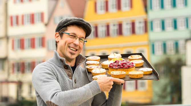 Minikuchen-Mann Udo Kräft Udo Kräft hat seine Minikuchen-Manufaktur bis zuletzt mit Fleiß, Fortüne und Herzblut betrieben.