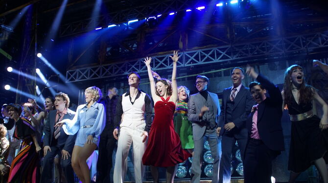 Saturday Night Fever in Stuttgart Das Musical »Saturday Night Fever« begeistert in Stuttgart.