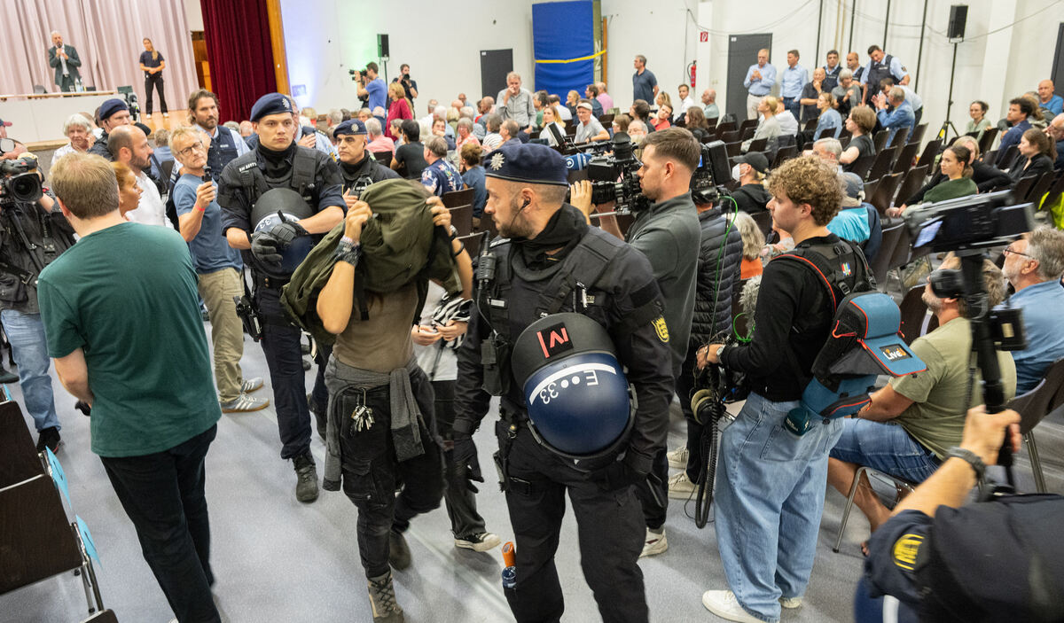 Palmer_Frohnmeier_TÜ_05_09_2025_Schanz_062