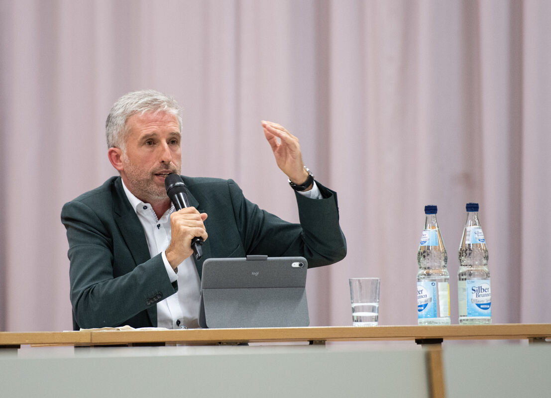 Palmer_Frohnmeier_TÜ_05_09_2025_Schanz_064