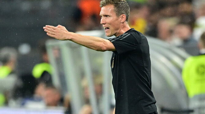 Seit 2022 verantwortlich für die U 20-Nationalmannschaft:  Hannes Wolf.  Der 44-Jährige trainierte früher unter anderem den VfB