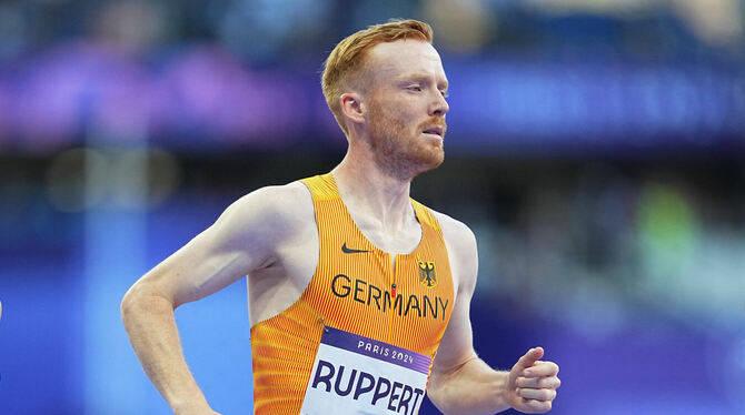 Hat im Mai den deutschen Rekord über 3.000 Meter Hindernis um acht Sekunden verbessert: Frederik  Ruppert.  FOTO: KAPPELER/DPA