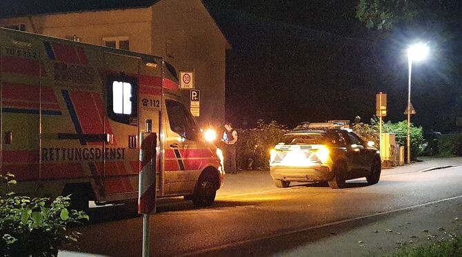 Polizeimeldung, Unfall, Radfahrer, Tübingen Ein 27 Jahre alter Radfahrer ist in Tübingen leicht verletzt worden. Ein Rettungswagen brachte ihn in eine Klinik.