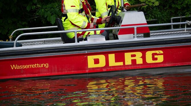 Deutsche Lebens-Rettungs-Gesellschaft DLRG Deutsche Lebens-Rettungs-Gesellschaft DLRG