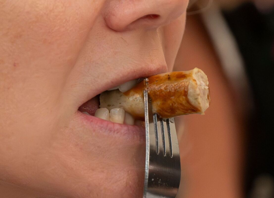 Fortsetzung 190. Oktoberfest - Wurstprüfungskommission Fortsetzung 190. Oktoberfest - Wurstprüfungskommission