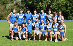 Die Frauen- und Männer-Meister-Teams der TuS Metzingen. Hinten von links: Patrick Euchner, Kristian Hren, Linus Dobberstein, Ben