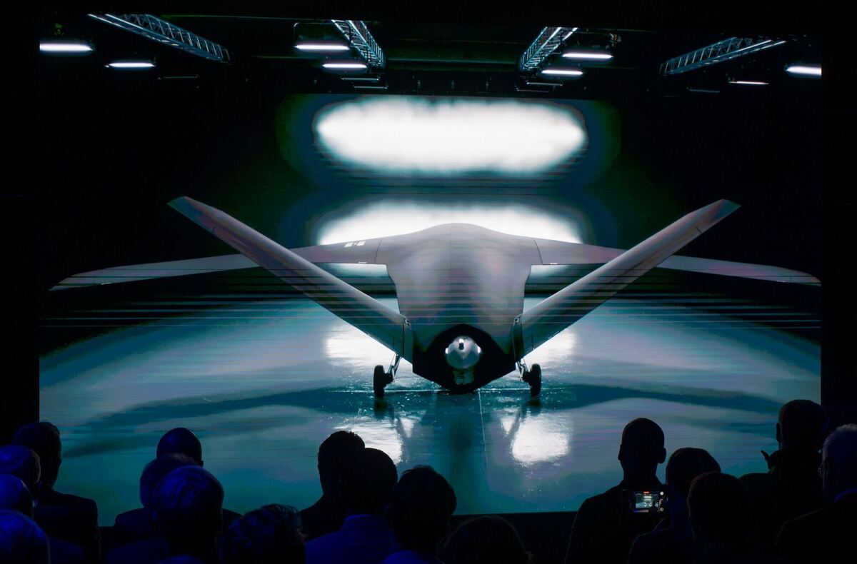 Helsing zeigt Designstudie für unbemanntes Kampfflugzeug Helsing zeigt Designstudie für unbemanntes Kampfflugzeug