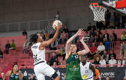 Der Auftritt von Spielmacher JaCobi Wood (links) am Dienstag gegen Trier macht Lust auf mehr.