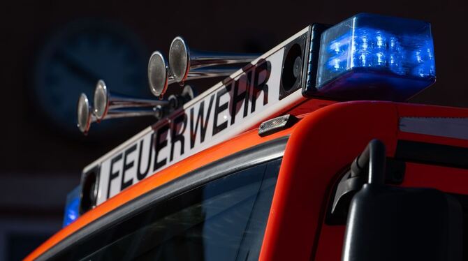 Feuerwehr - Symbolbild Feuerwehr - Symbolbild