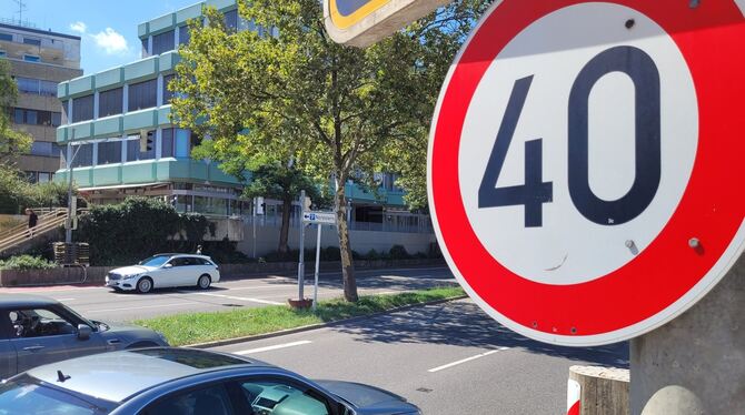 Tempo 40 Für Tempo 40 durchgängig auf allen Durchgangsstraßen in Reutlingen und in den Stadtteilen: Dafür kämpft die CDU-Fraktion im Geme