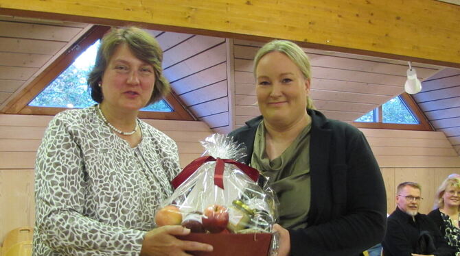 Die neue Schulleiterin der Gustav-Werner-Gemeinschaftsschule stellte sich bei der Gemeinderatssitzung in Walddorfhäslach erstmal