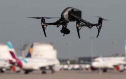 Drohne am Flughafen