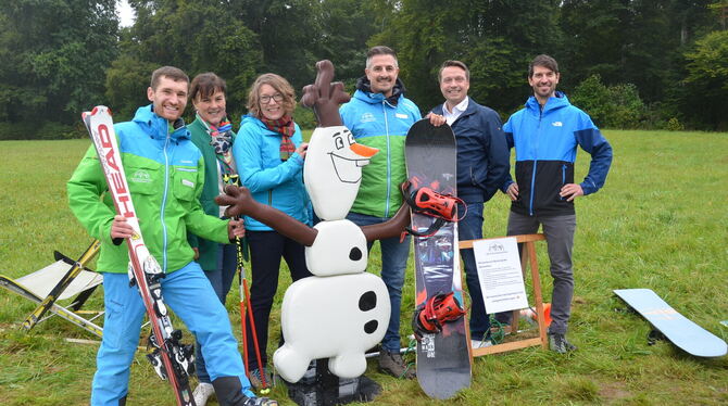 Der SSC Trochtelfingen hat Fördergelder für Skimatten bekommen. Mit diesen sind künftig auch Skikurse ohne Schnee möglich.  FOTO