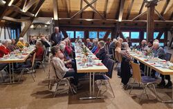 Der Seniorennachmittag in der Historischen Kelter ist in Zeiten des demografischen Wandels ein begehrter Treffpunkt. Hier finden