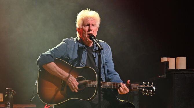 Graham Nash Zwischen Hippie-Seele und Superstarstatus: Graham Nash in der Stuttgarter Liederhalle.