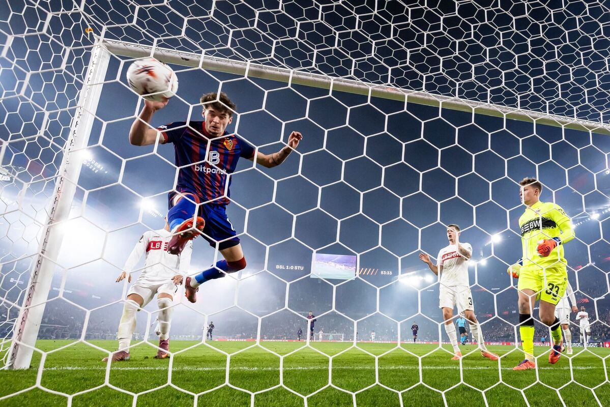 FC Basel - VfB Stuttgart FC Basel - VfB Stuttgart