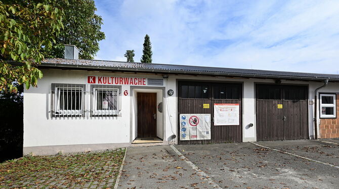 Sickenhausen Kulturwache Altes Feuerwehrhaus Liegt noch im Dornröschenschlaf, aber erwacht langsam: Die Kulturwache in Sickenhausen.
