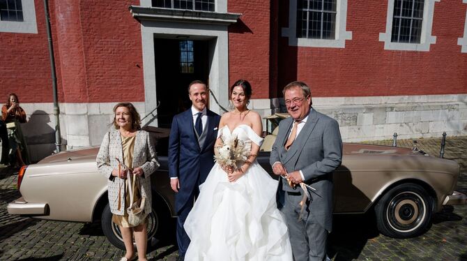 Trauung von Influencer und Politiker-Sohn Joe Laschet Trauung von Influencer und Politiker-Sohn Joe Laschet