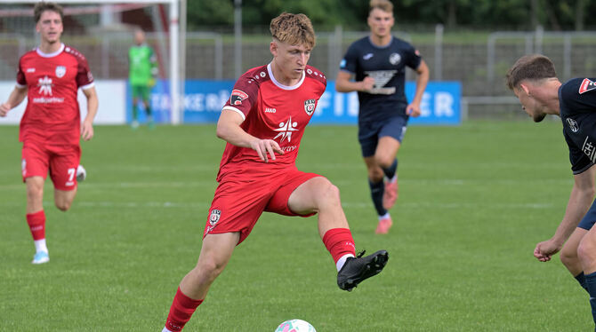 Fussball, wfv, OL, Oberliga, Baden-Wuerttemberg, Maenner, Saison 2025/26 Trifft zum 1:0 für den SSV Reutlingen: Tom Ruzicka.