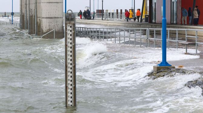 Sturmflut an der Nordsee Sturmflut an der Nordsee
