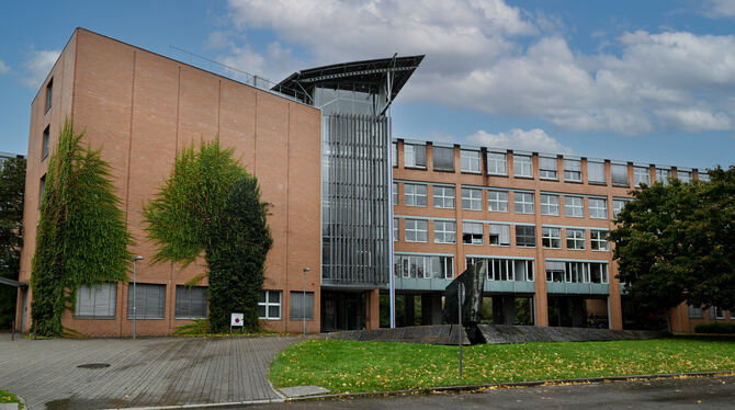 Regierungspräsidium Tübingen Ist das Regierungspräsidiim überflüssig?