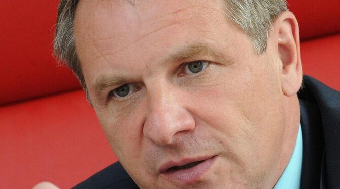 Innenminister Reinhold Gall Reinhold Gall wäre offen dafür, Ortschaftsräte abzuschaffen.