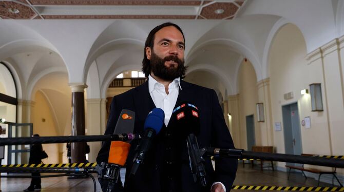 Prozess wegen mutmaßlicher Kindesentführung Prozess wegen mutmaßlicher Kindesentführung