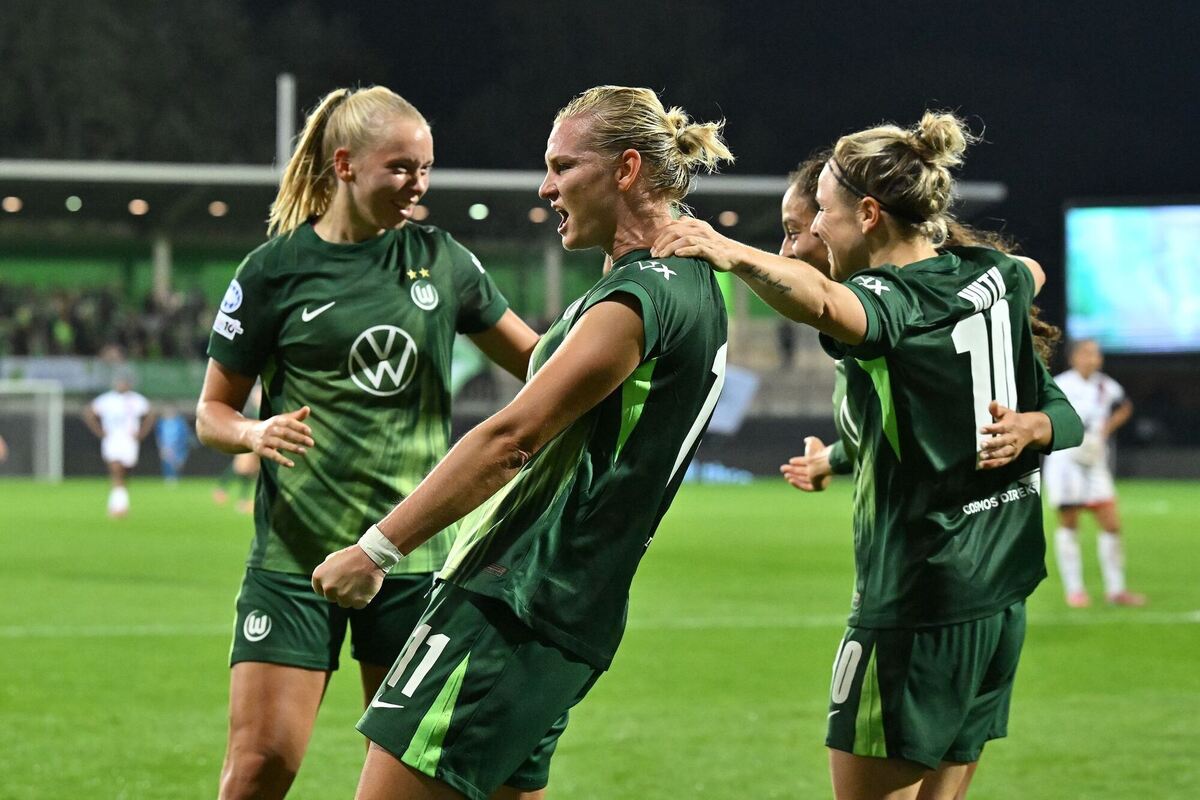 VfL Wolfsburg - Paris St. Germain VfL Wolfsburg - Paris St. Germain