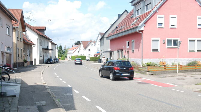 Metzinger Straße Ortsdurchfahrt N euhausen Auch auf der Neuhäuser Ortsdurchfahrt soll der Verkehr noch stärker als bisher eingebremst werden. Bisher gibt es dort nur einen