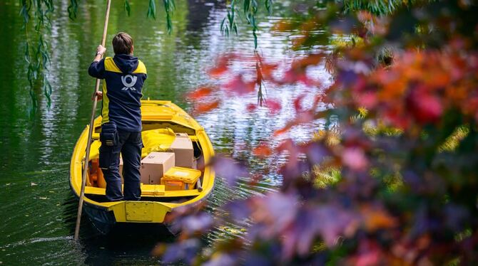 Saisonende der Postzustellung per Kahn im Spreewald