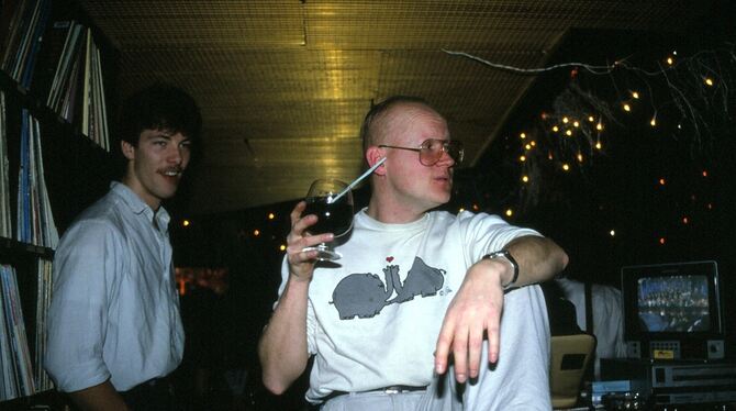 Ein Kind seiner Zeit: DJ Ossi im Ottifanten-Sweatshirt Mitte der 1980er-Jahre im Atrium.