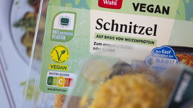 KINA, vegetarisch, Wurst, Europaparlament, Steak, Schnitzel, Verbraucher, EU, Lebensmittel, Agrar Pflanzliche Produkte sollen nicht mehr Schnitzel genannt werden, finden einige Politikerinnen und Politiker.