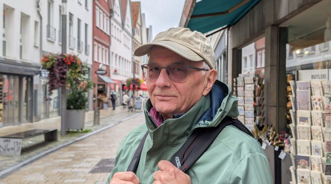 umfrage, schäfer Walter Schäfer fühlt sich von den Fleischnamen auf Veggie-Produkten betrogen.