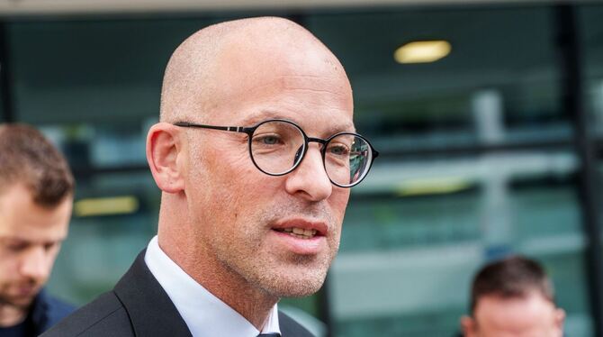 Ermittlungen gegen Frankfurter Polizisten Ermittlungen gegen Frankfurter Polizisten