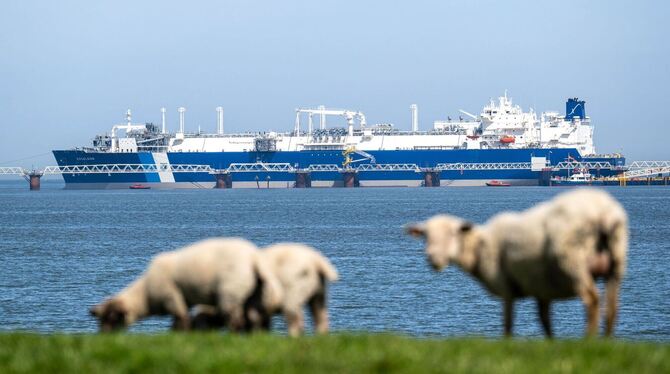 Zweites LNG-Terminal in Wilhelmshaven in Betrieb