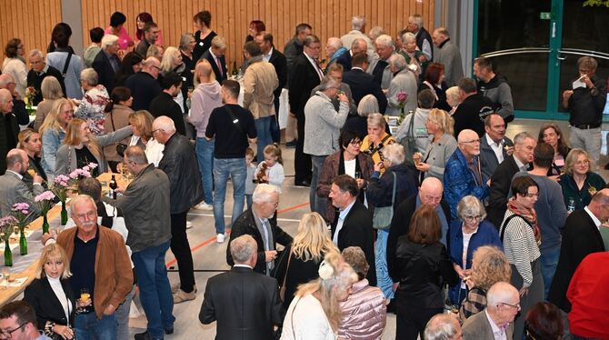 50 Jahre Lichtenstein, Festakt Es gibt etwas zu feiern: Anstoßen auf 50 Jahre Lichtenstein